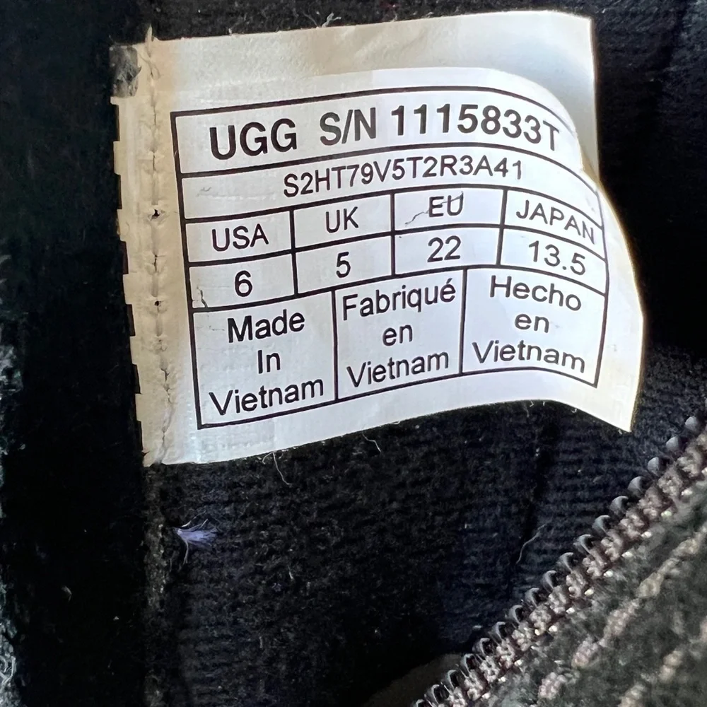 Kids Toddler UGG 1115833T Black Silver Bow Boots  Toddlers Sz 6